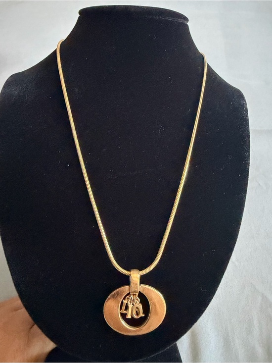 Dior Jewelry - Dior Gold-Tone Circle Pendant Necklace with 'CD' Charm
